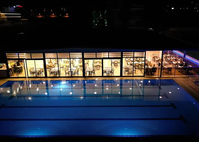 Club Wasa Village 酒店 4*