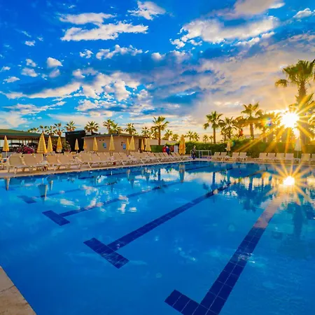 Club Wasa Village 4*